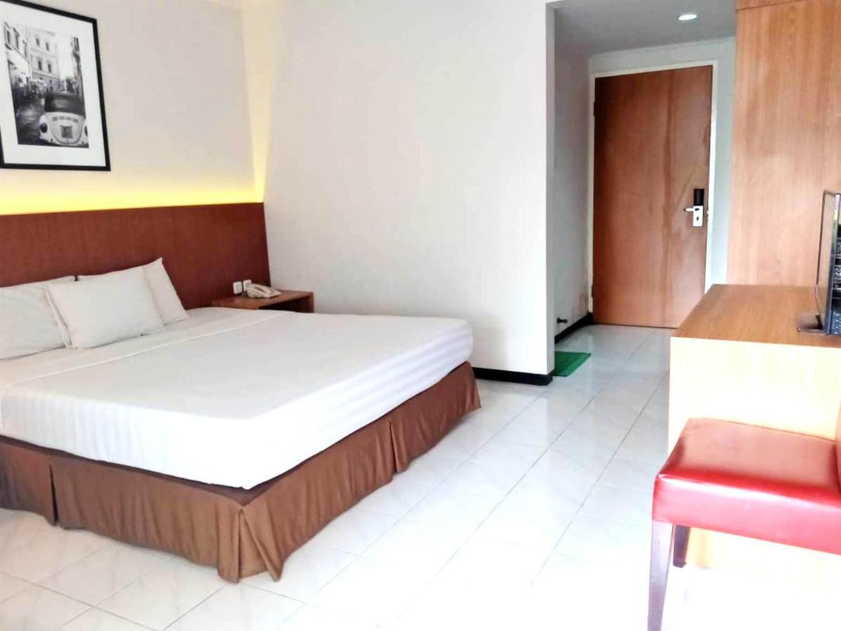 Hotel Metropole Batu  Exterior foto